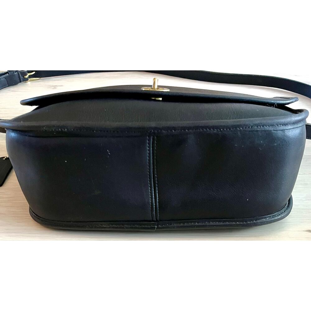 Vintage Coach Court Bag Black Leather Turnlock Crossbody USA Made Style 0069 - Picture 6 of 13